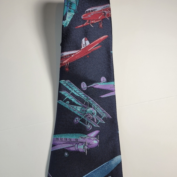Stringbeans airplane tie - Picture 2 of 4